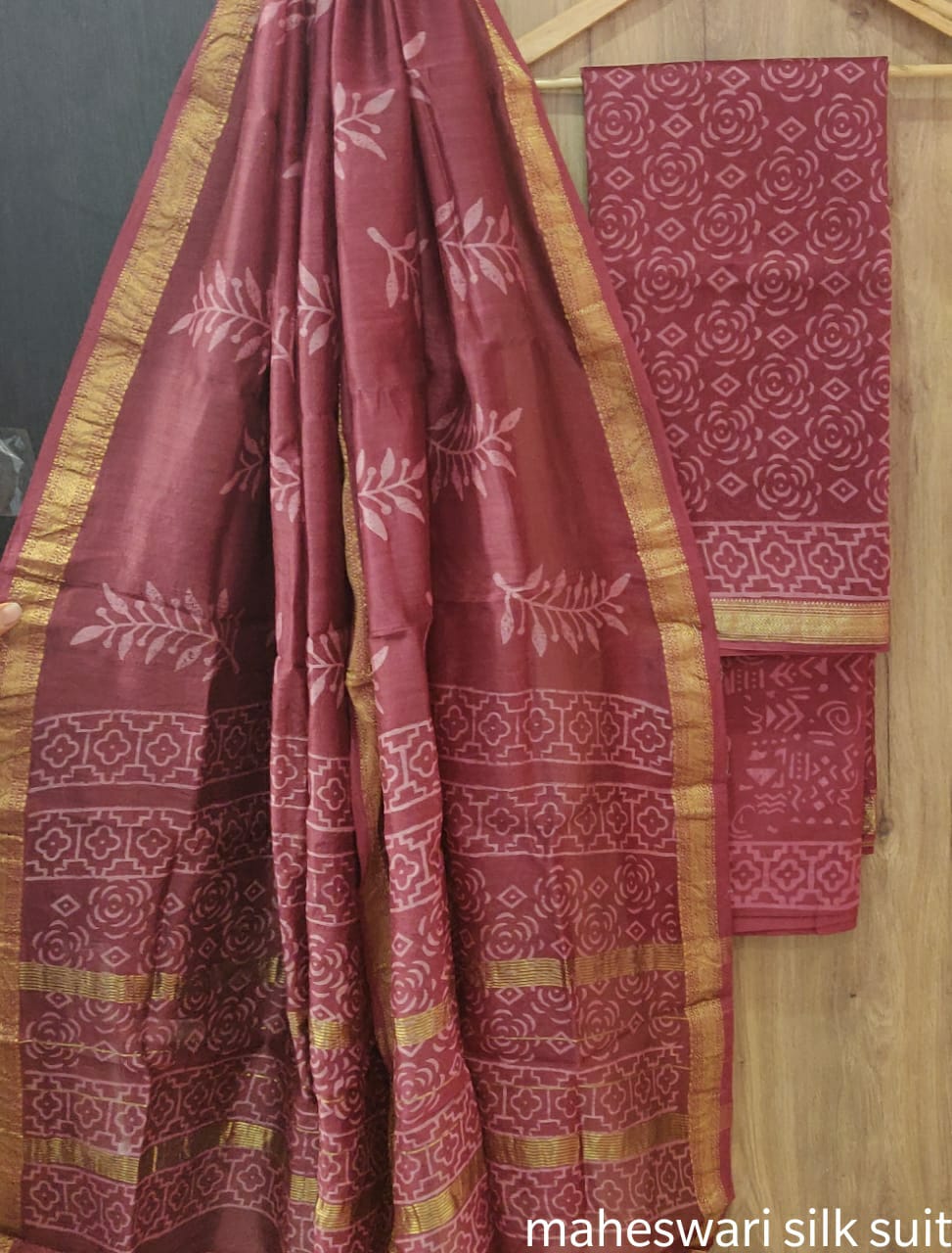 Pure Maheshwari Silk Unstitched Suit Set with Maheshwari Silk Dupatta with Zari Border ( Top, Bottom and Dupatta length 2.5 meter each) - 30