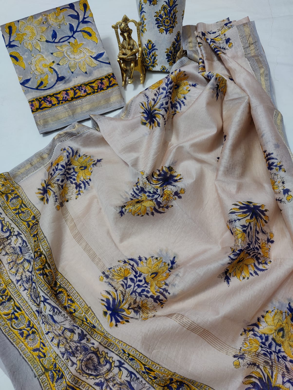 Pure Maheshwari Silk Unstitched Suit Set with Maheshwari Silk Dupatta with Zari Border ( Top, Bottom and Dupatta length 2.5 meter each) - 75