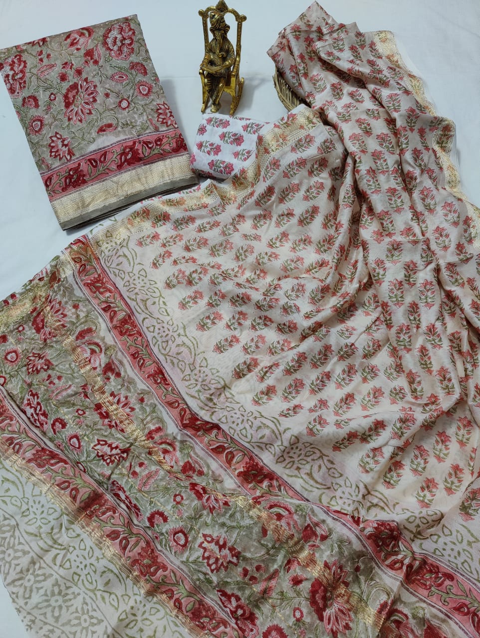 Pure Maheshwari Silk Unstitched Suit Set with Maheshwari Silk Dupatta with Zari Border ( Top, Bottom and Dupatta length 2.5 meter each) - 80
