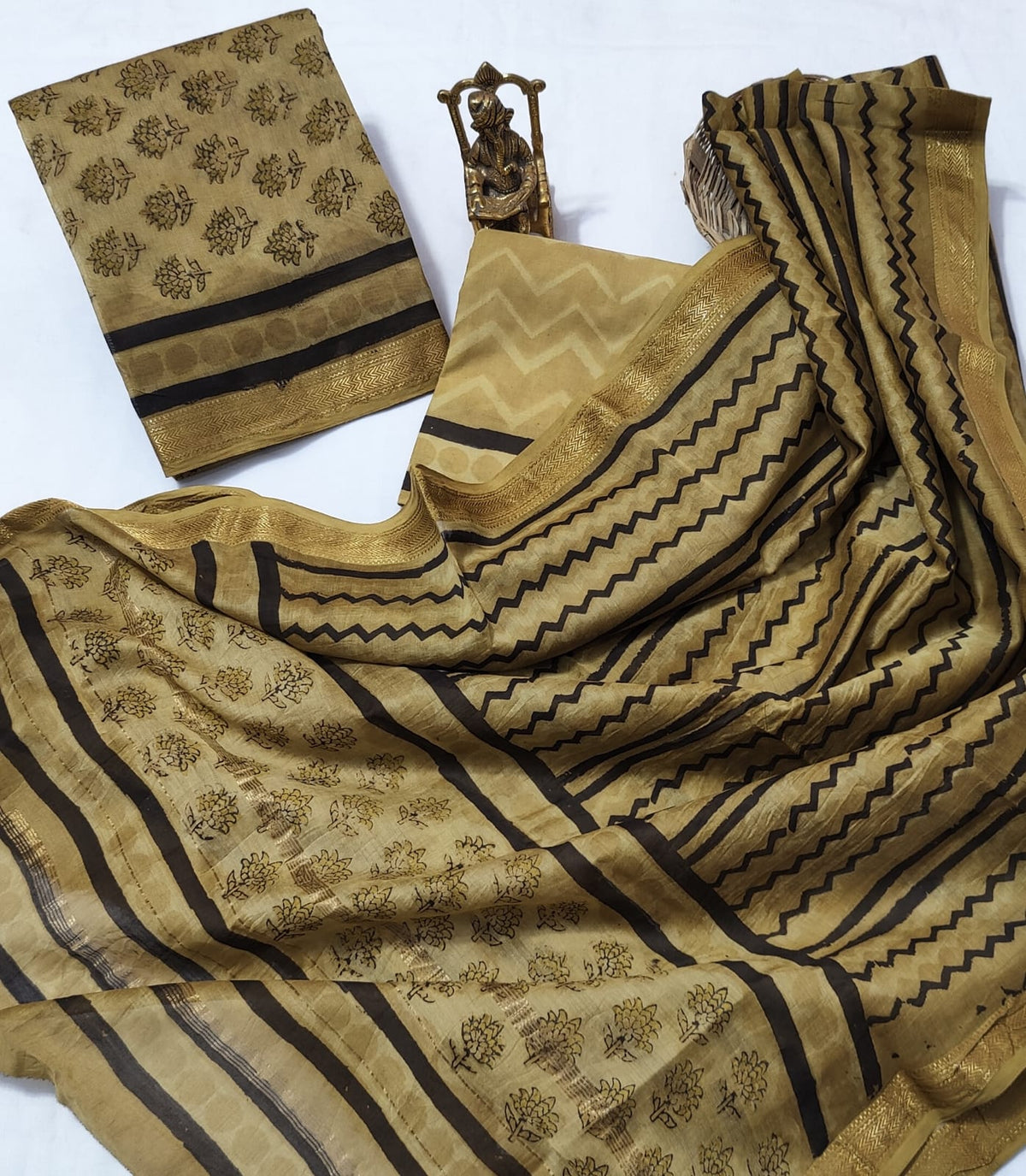 Pure Maheshwari Silk Unstitched Suit Set with Maheshwari Silk Dupatta with Zari Border ( Top, Bottom and Dupatta length 2.5 meter each) - 83