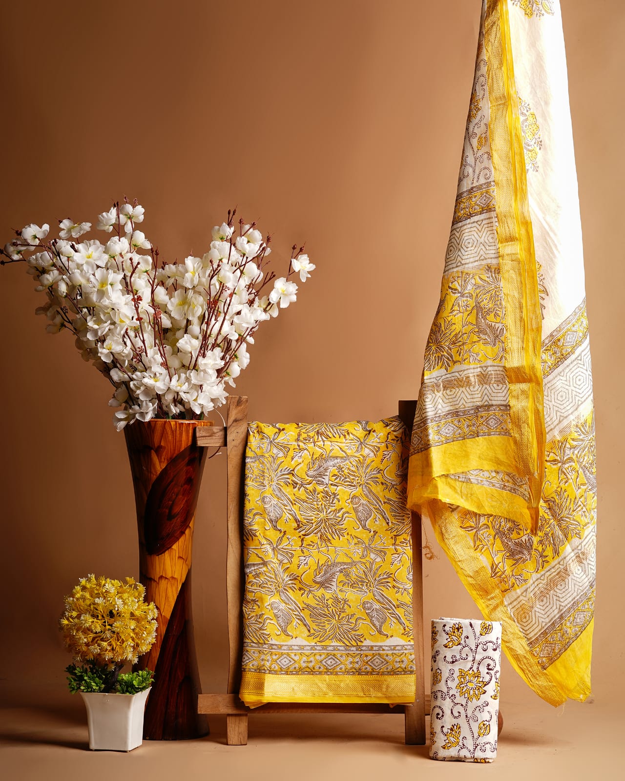 Pure Maheshwari Silk Unstitched Suit Set with Maheshwari Silk Dupatta with Zari Border ( Top, Bottom and Dupatta length 2.5 meter each) - 89